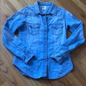 H&M Denim shirt Size US 6 (runs like XS)
